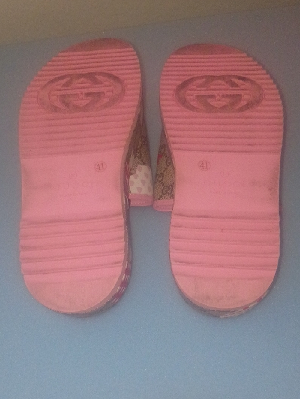 Gucci Pink GG Strawberry Print Slide Sandals - Picture 3 of 5